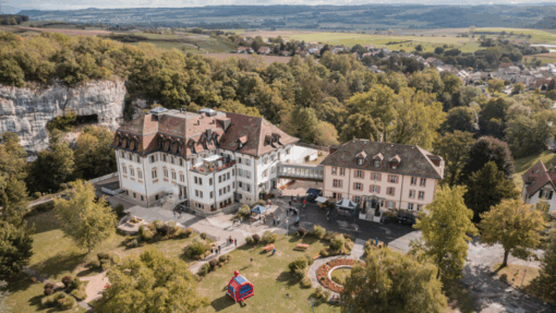 Bâtiment historique des diaconesses de Saint-Loup à Pompaples, site du futur Pavillon Ressource dédié au rétablissement après burnout – ©Site Saint-Loup
